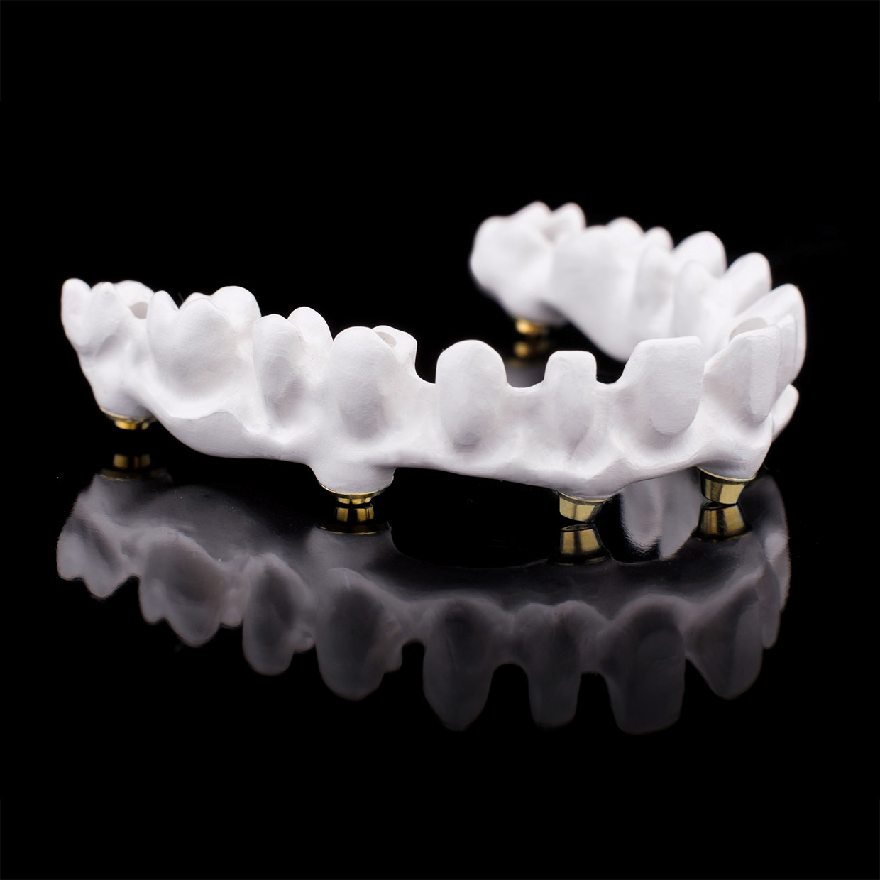 CERAMICA, COMPOSITO E PEEK